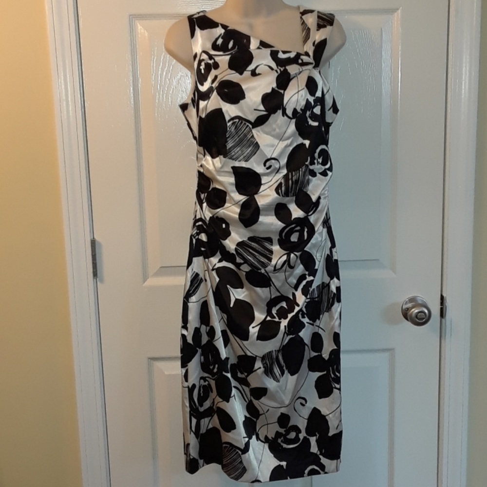 Maggy London Floral Dress Size 10
